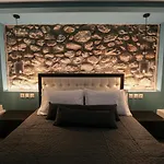 Avli Luxurious House *