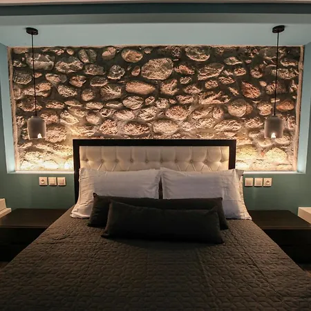 Avli Luxurious House *