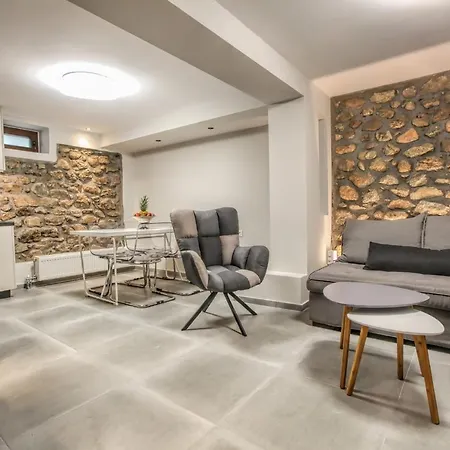 Avli Luxurious House Lägenhet Kalampaka