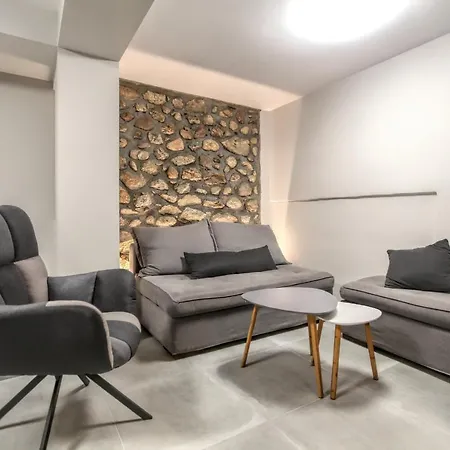 Avli Luxurious House