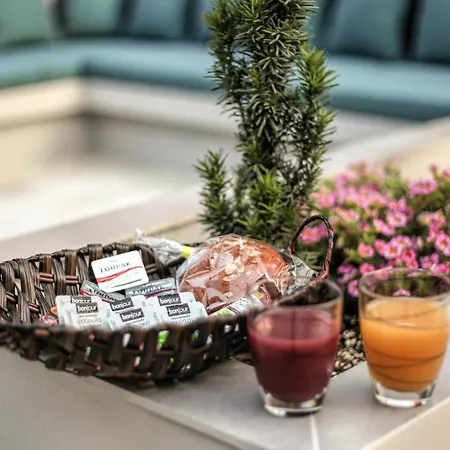 Apartamento Avli Luxurious House *